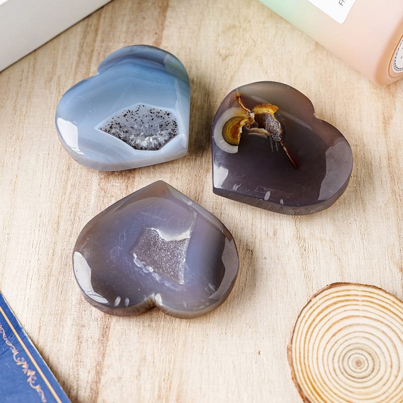Natural Druzy Agate Heart Geode Wholesale 1.97-2.76 in (5-7 cm) - 1