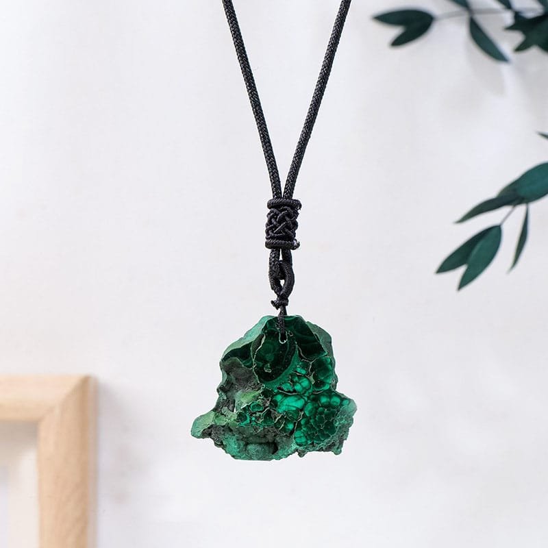 0.98-1.57 in Malachite Slice Pendant Bulk