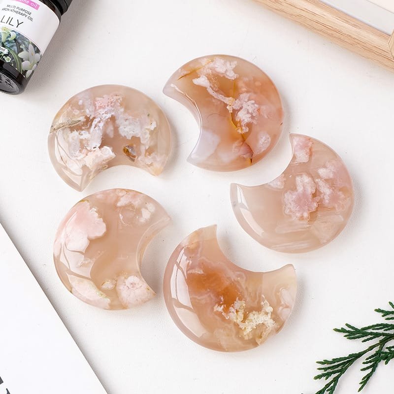 Agate Moon 1.77-2.17 in Bulk