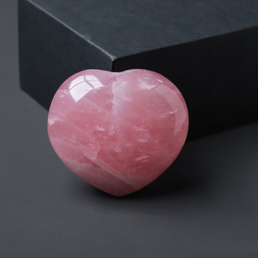 Natural Rose Quartz Heart Wholesale 1.97-3.15 in (5-8 cm)