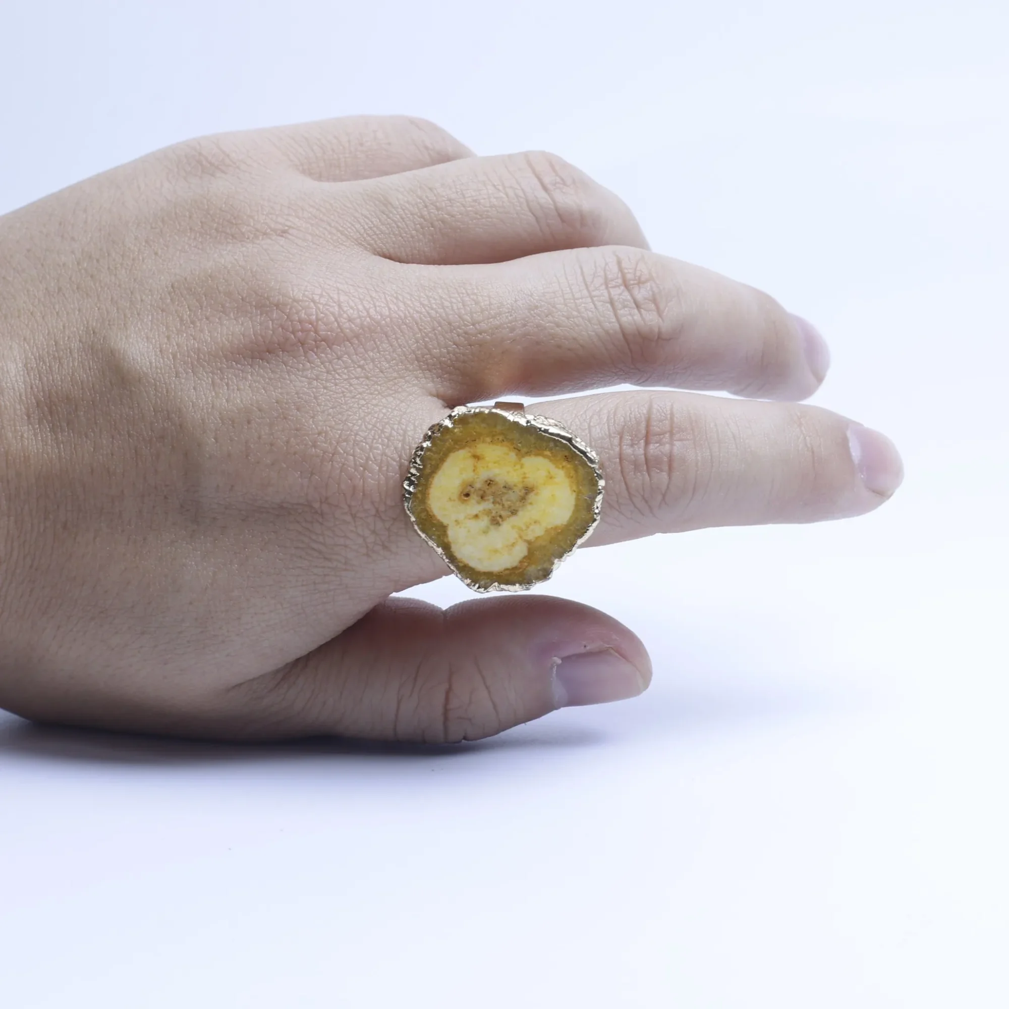 6-Color Dyed Agate Geode Slice Adjustable Ring with Gold-Plated Edge - 5