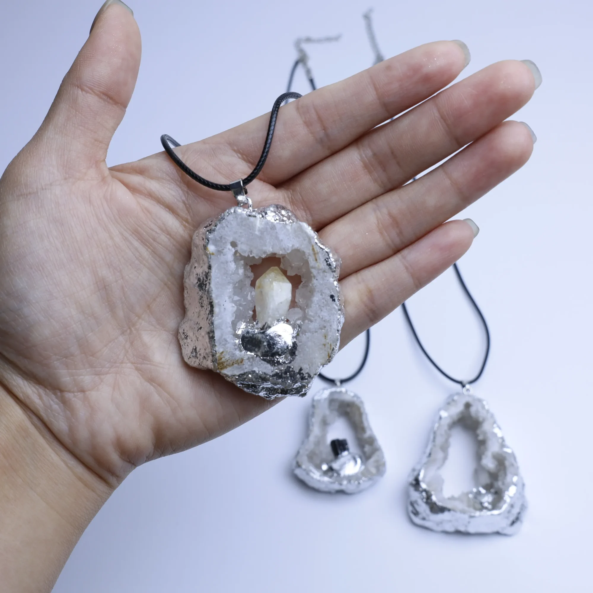 Agate Geode Slice Pendant with Silver-Plated Edge & Inlaid Crystal - 1