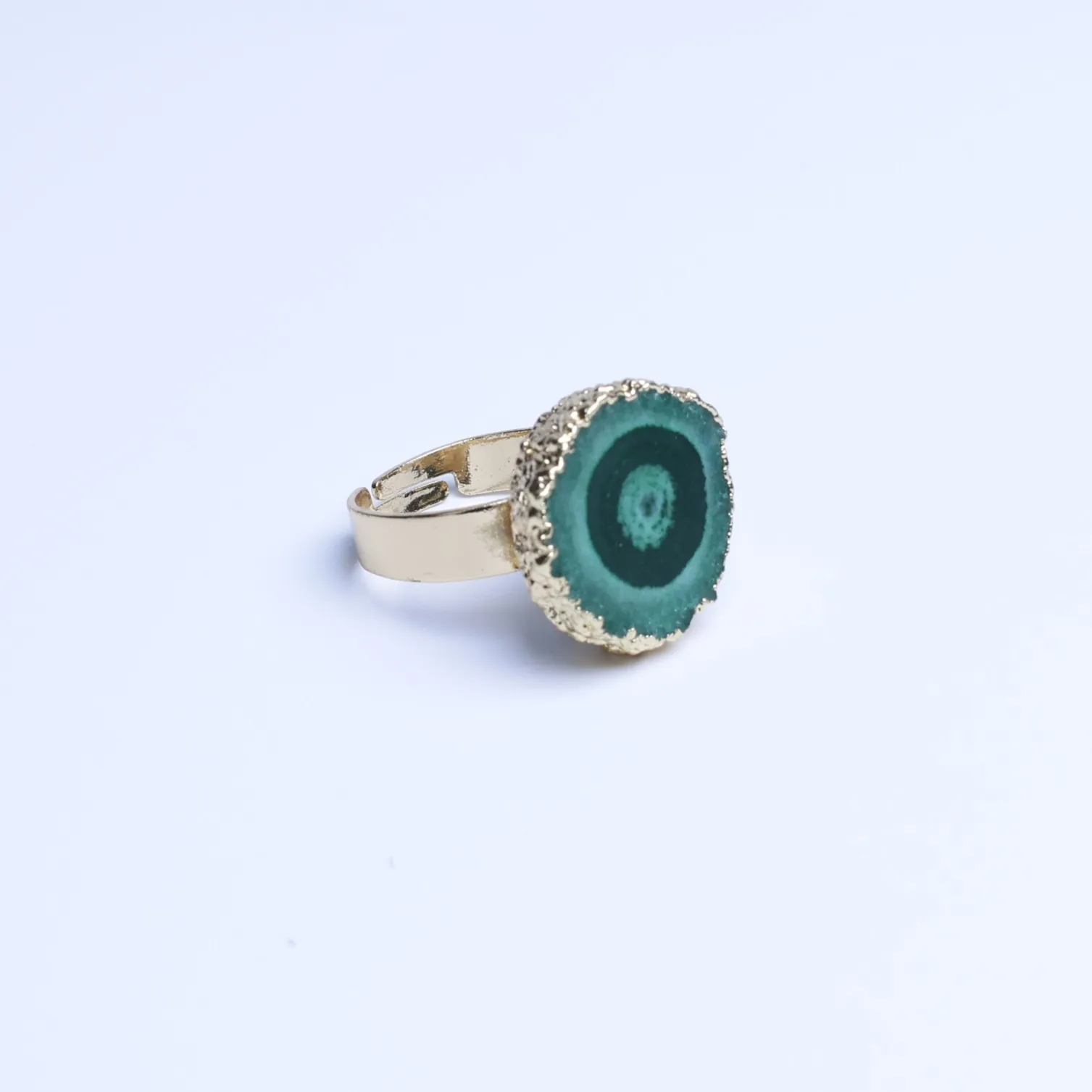 6-Color Dyed Agate Geode Slice Adjustable Ring with Gold-Plated Edge - Green